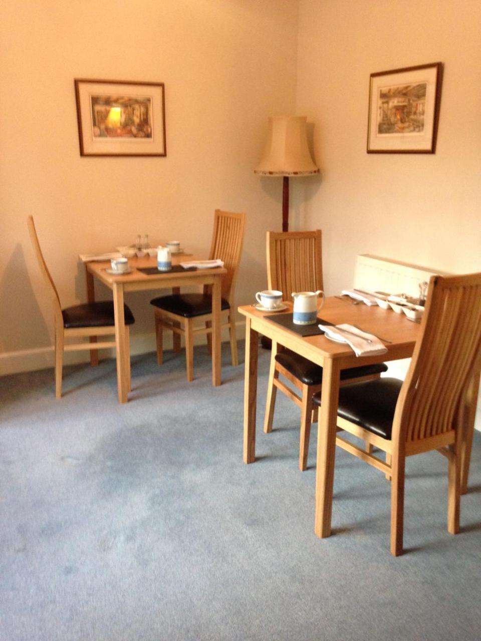 Lyndhurst Guest House Ulverston Eksteriør bilde